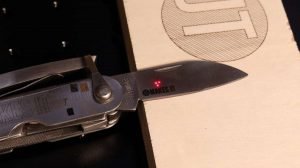 ComMarker B4 black engraving on stainless steel