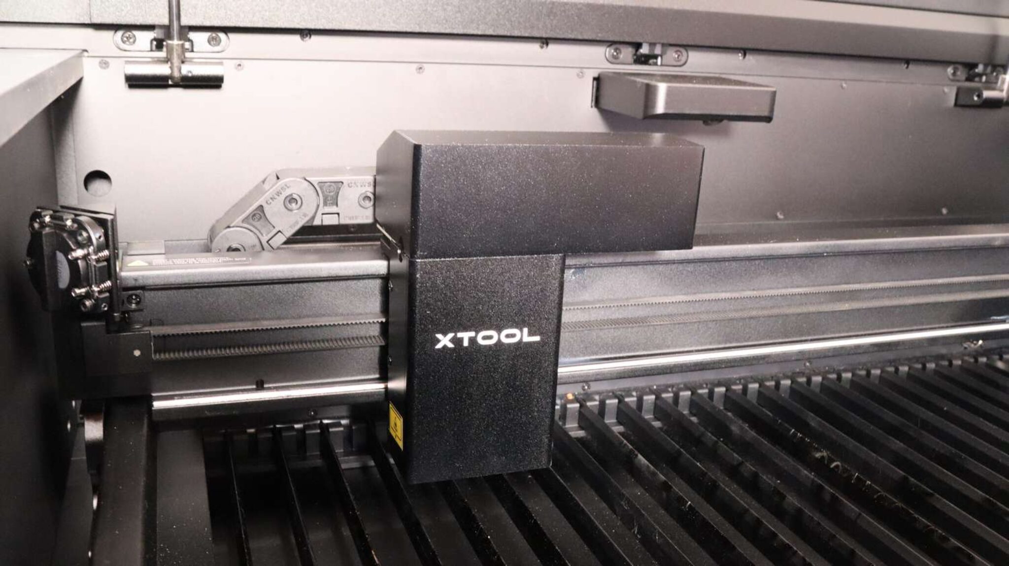 xTool P2S vs xTool P2: Is It Worth the Upgrade? Best Desktop CO2 Laser ...